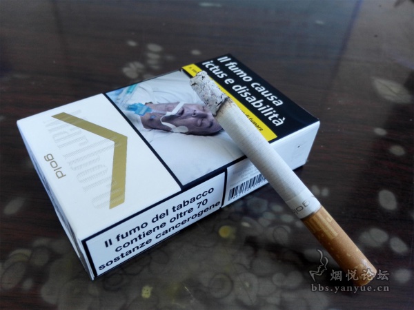 意大利万宝路香烟（LA码硬白金）评测：整体满足感也符合欧式标准