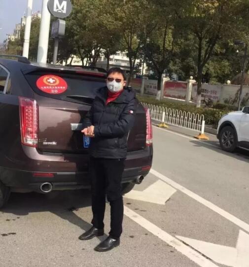 冲在抗“疫”最前线的烟草志愿者们